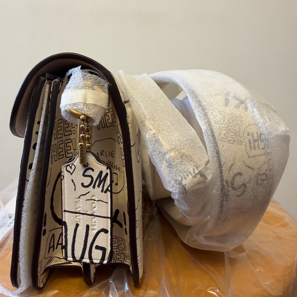 BNWT Coach x Peanuts Tabby Shoulder Bag 26 - Picture 4 of 11